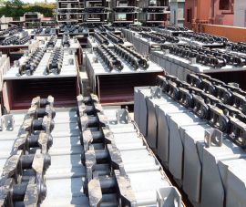 SCD型槽式(shi)輸送機鏈(lian)鬥裝置